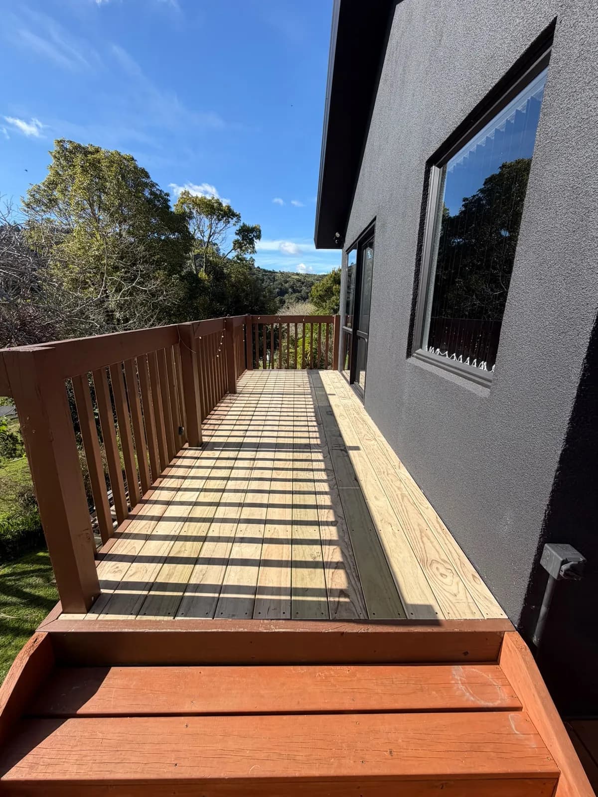 2 × 5 m balcony deck relay
